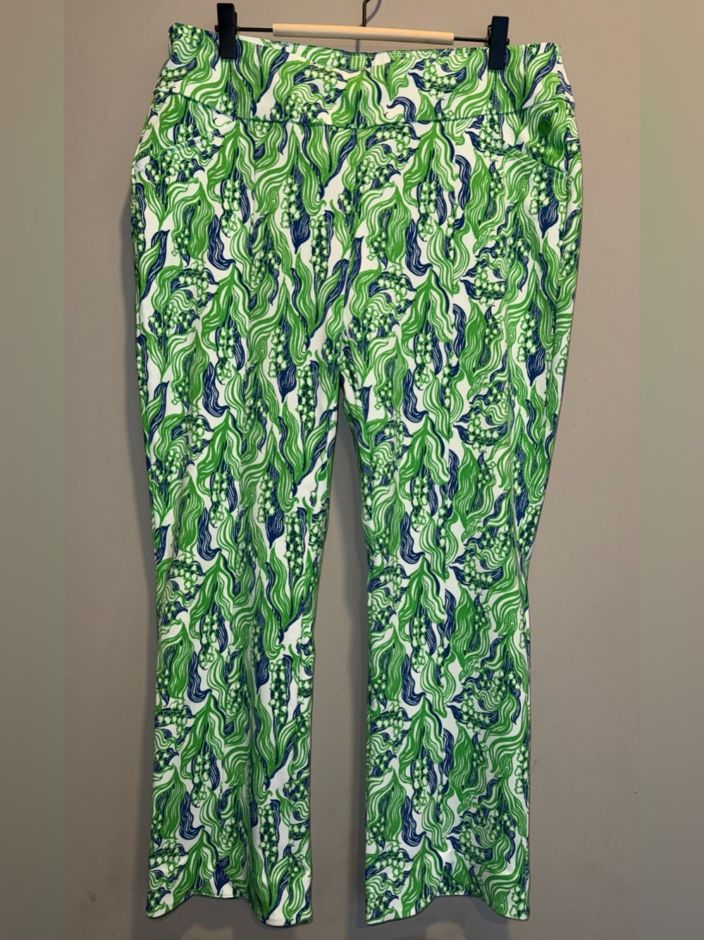 Lilly Pulitzer Luxletic Corso Scallop Kick Flare Pant Putting Green Size 12